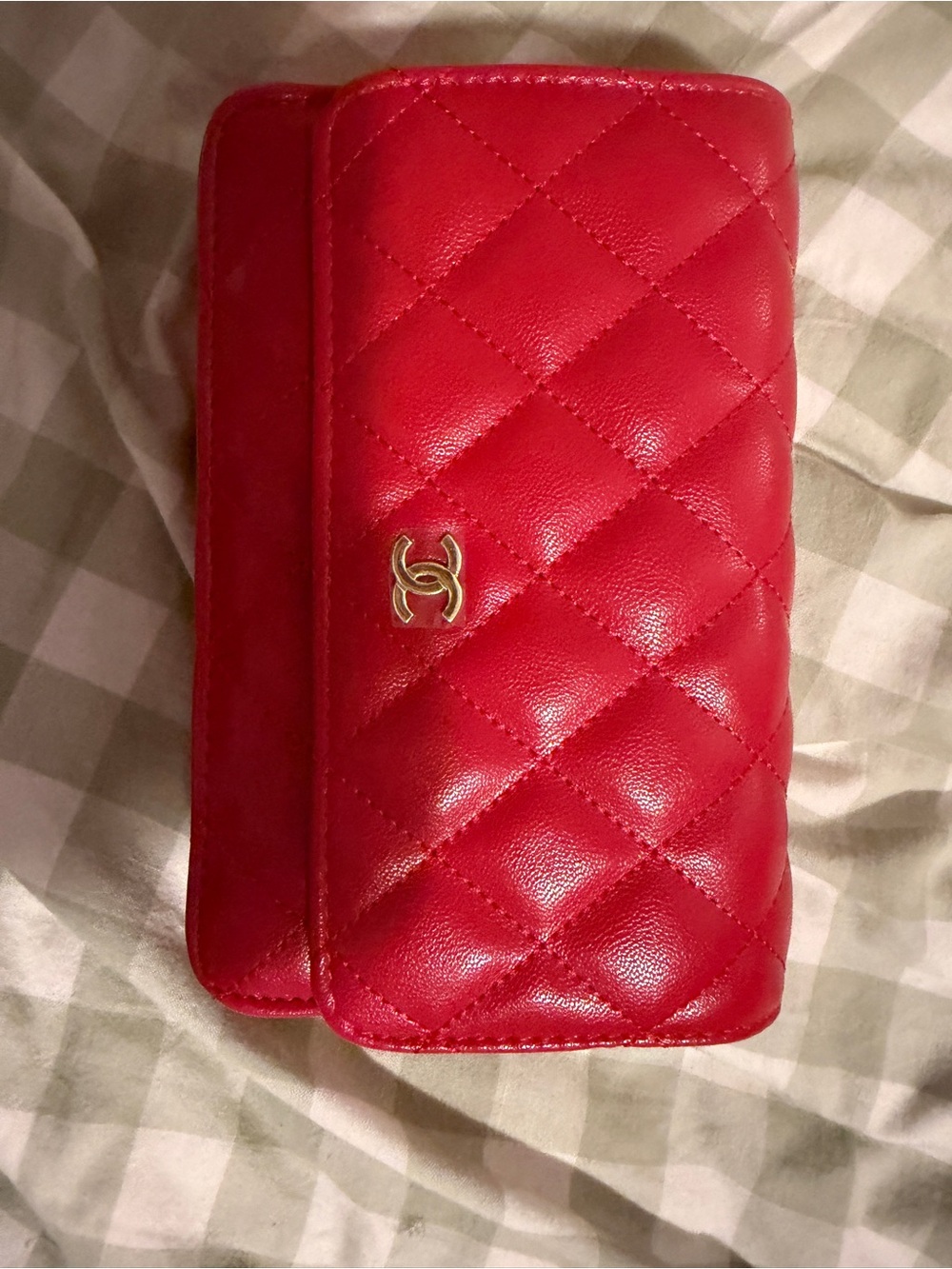 Red Quilted Chain Wallet - Picture 3 of 3